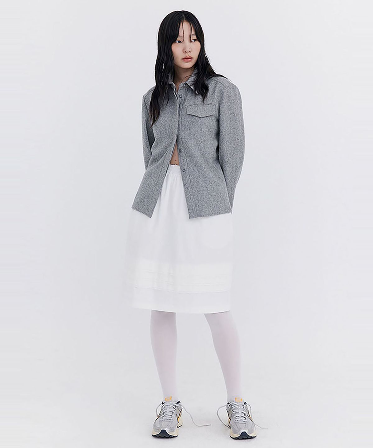 분더캄머(WNDERKAMMER) Raw-cut Tuck Skirt_White(로우컷 턱 스커트_화이트)