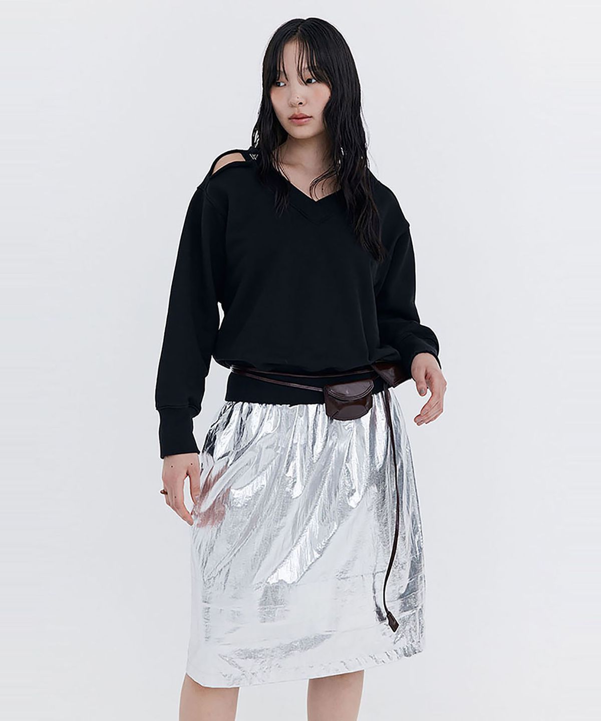 분더캄머(WNDERKAMMER) Raw-cut Tuck Skirt_Silver(로우컷 턱 스커트_실버)