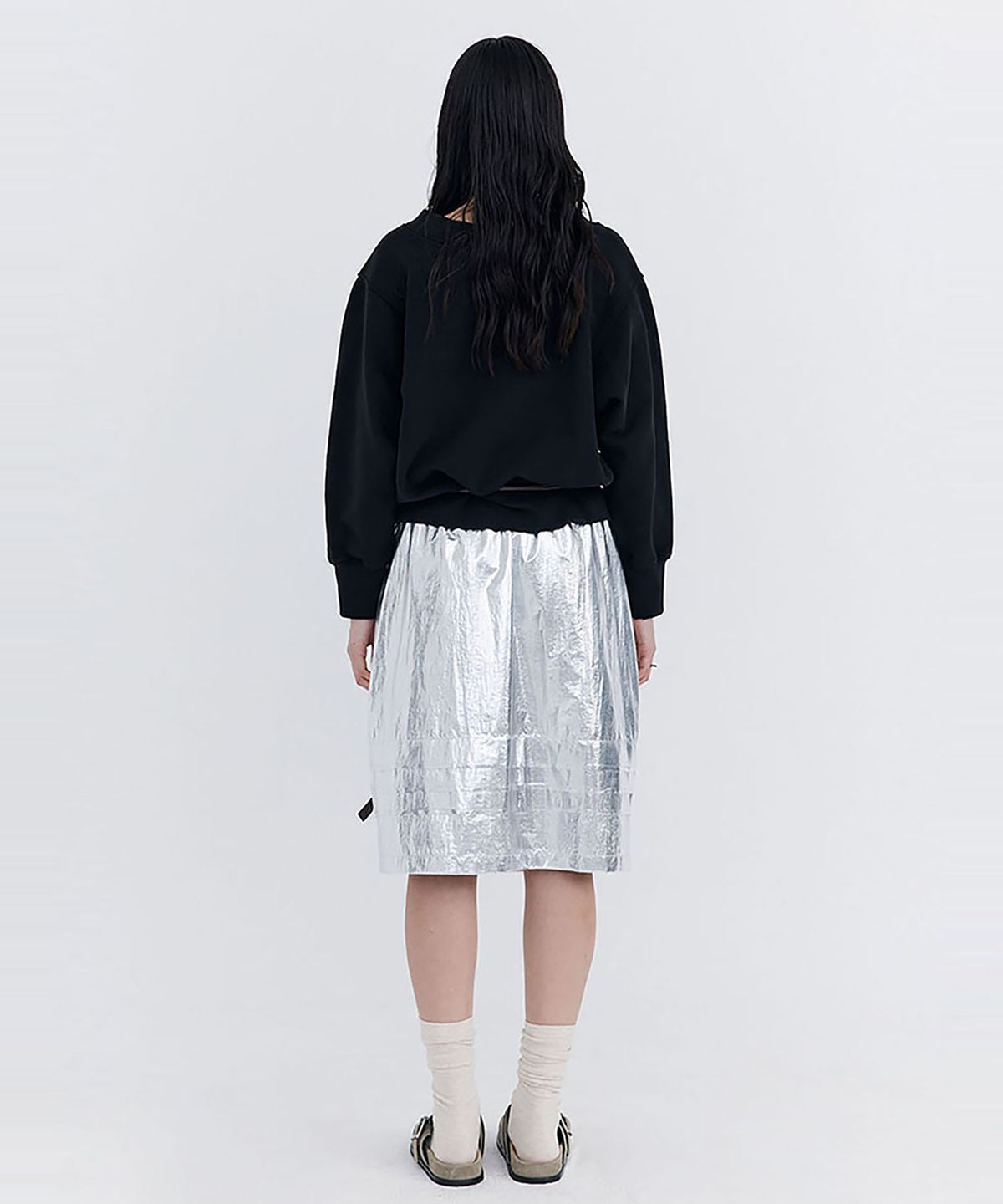 분더캄머(WNDERKAMMER) Raw-cut Tuck Skirt_Silver(로우컷 턱 스커트_실버)