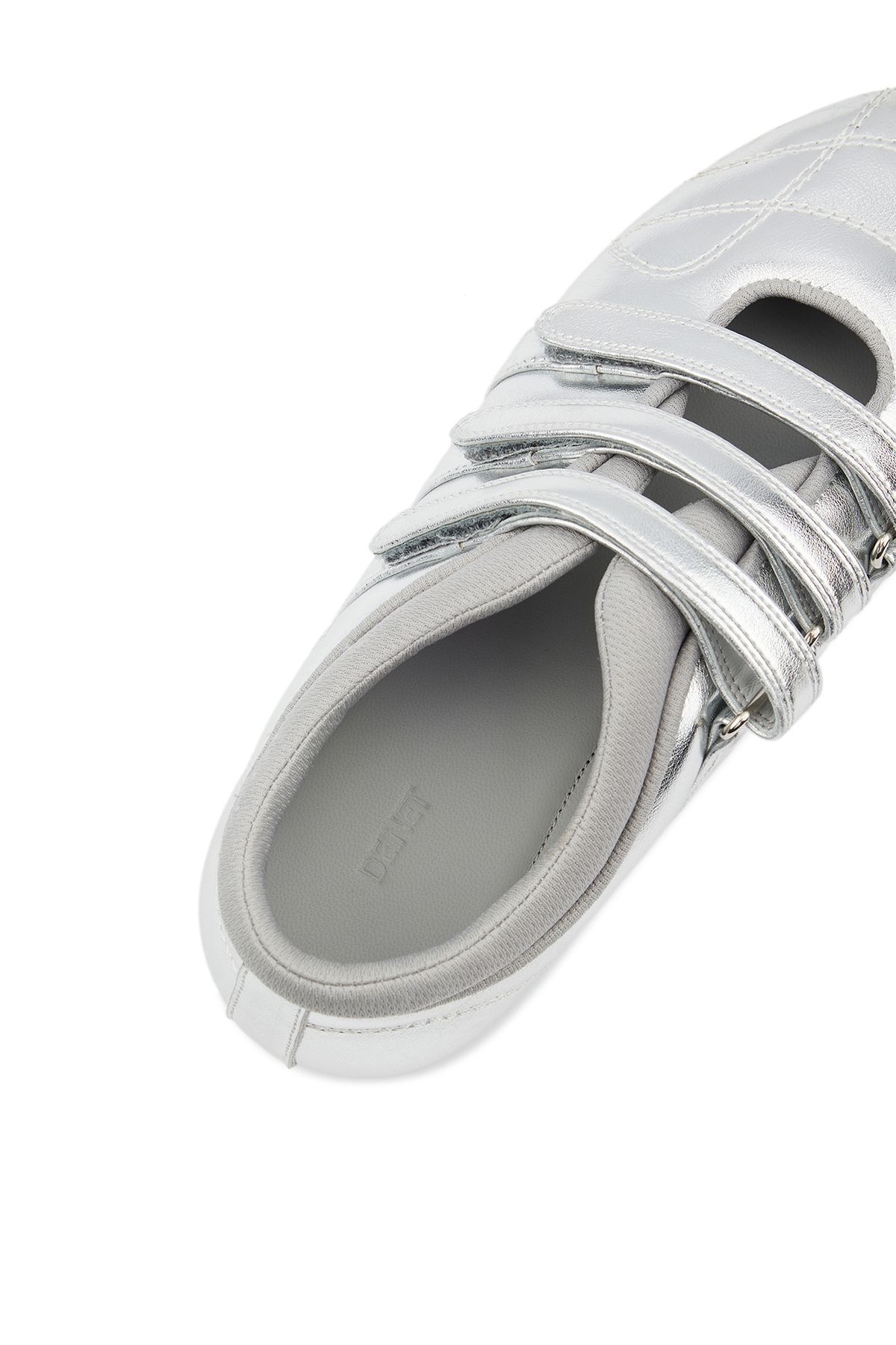 다이닛(DEINET) MOZZI SHOES IN SILVER