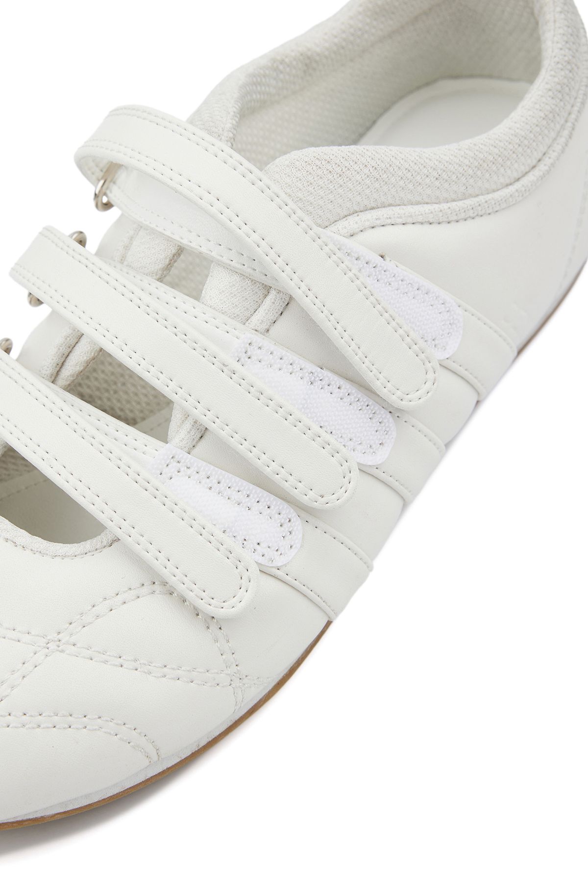 다이닛(DEINET) MOZZI SHOES IN IVORY