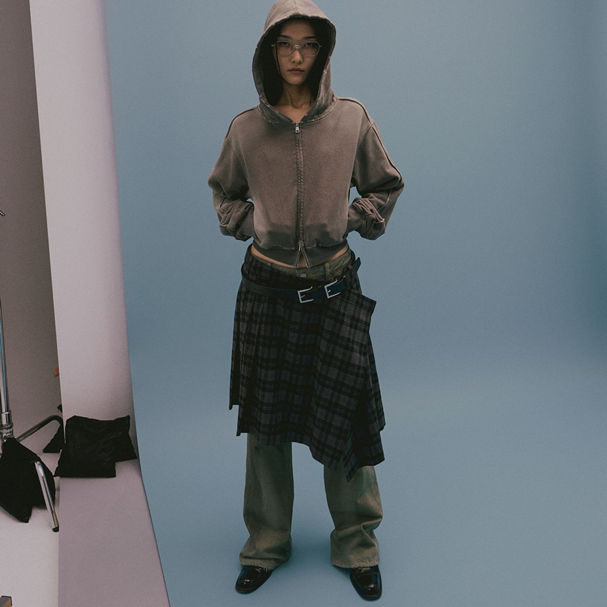엘씨디씨티엠(LCDC™) SPRAY WASHED CROPPED HOOD ZIP-UP