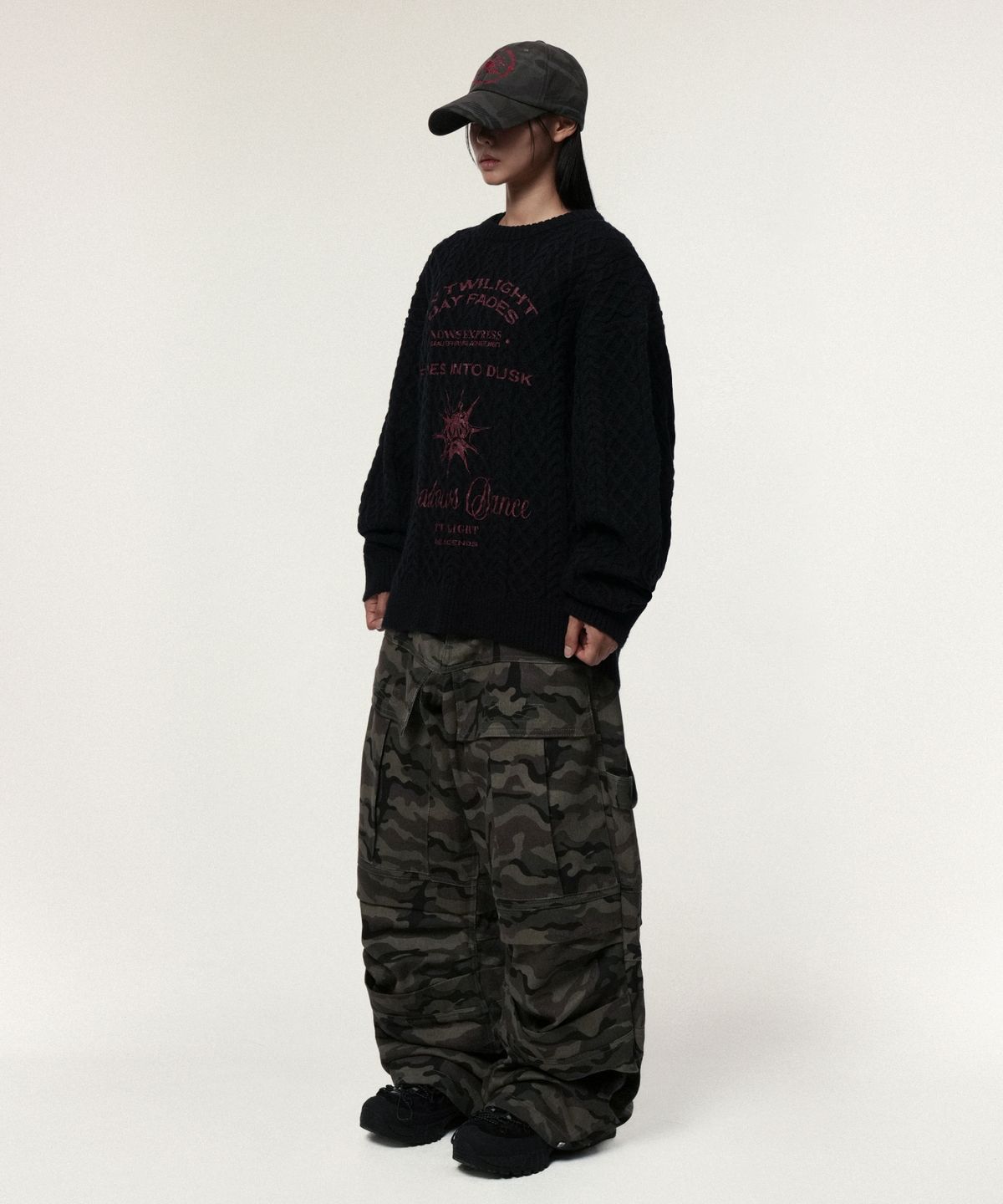 아이돈워너셀(IDWS) Dusky Day Crewneck Knit Black