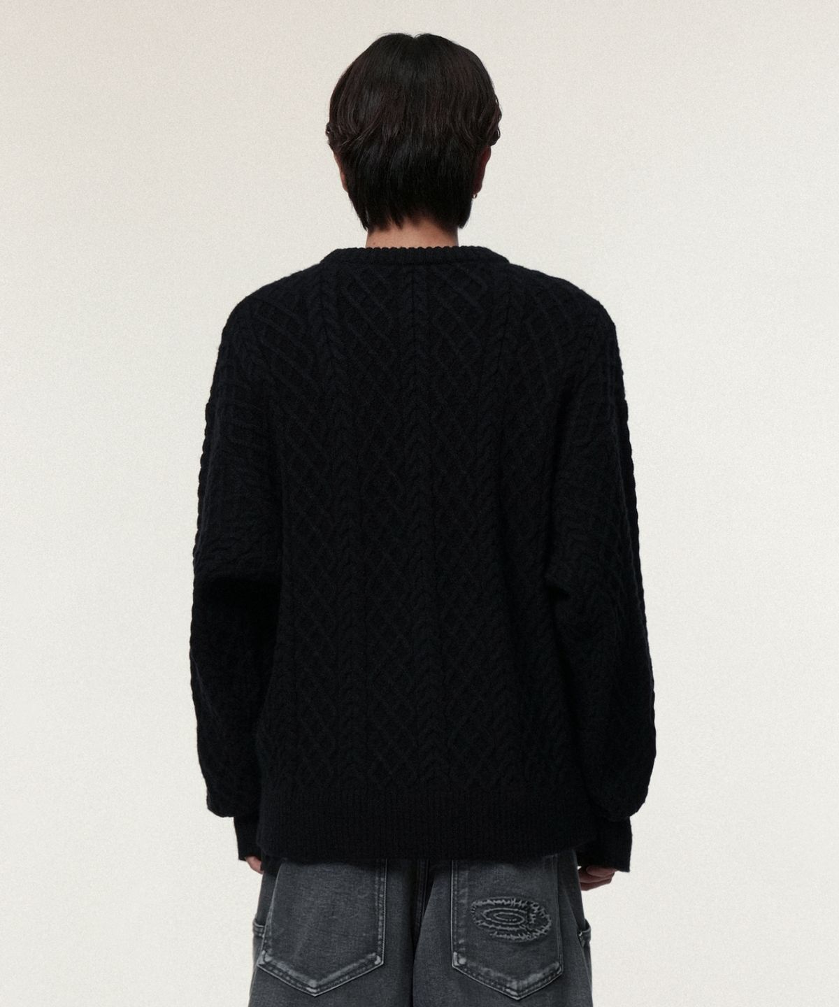 아이돈워너셀(IDWS) Dusky Day Crewneck Knit Black