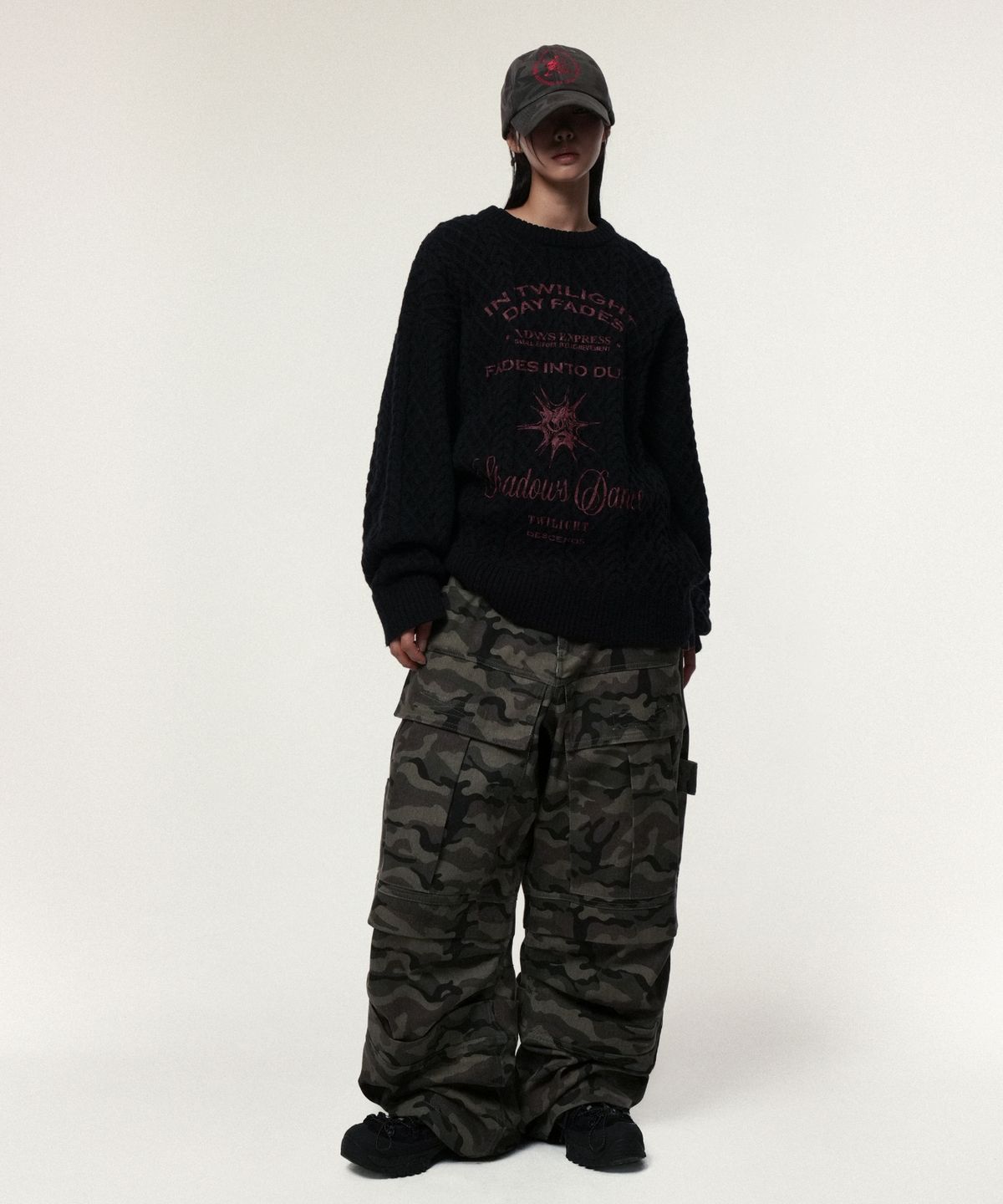 아이돈워너셀(IDWS) Dusky Day Crewneck Knit Black