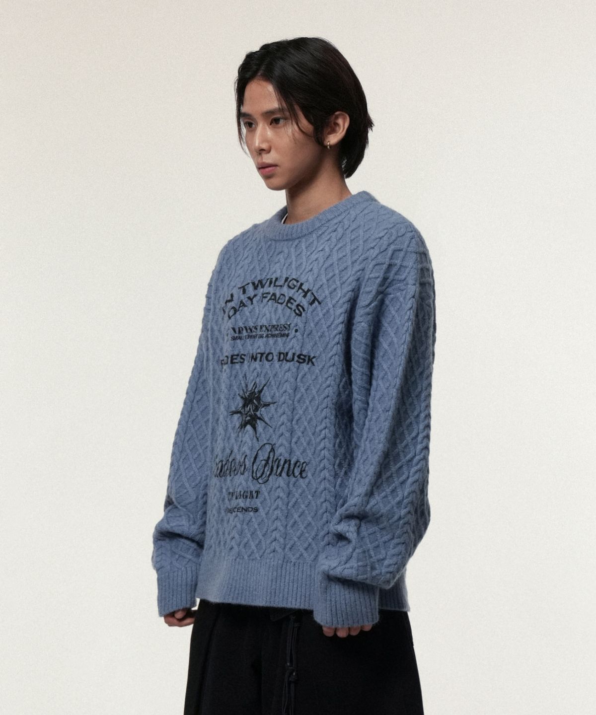 아이돈워너셀(IDWS) Dusky Day Crewneck Knit Blue