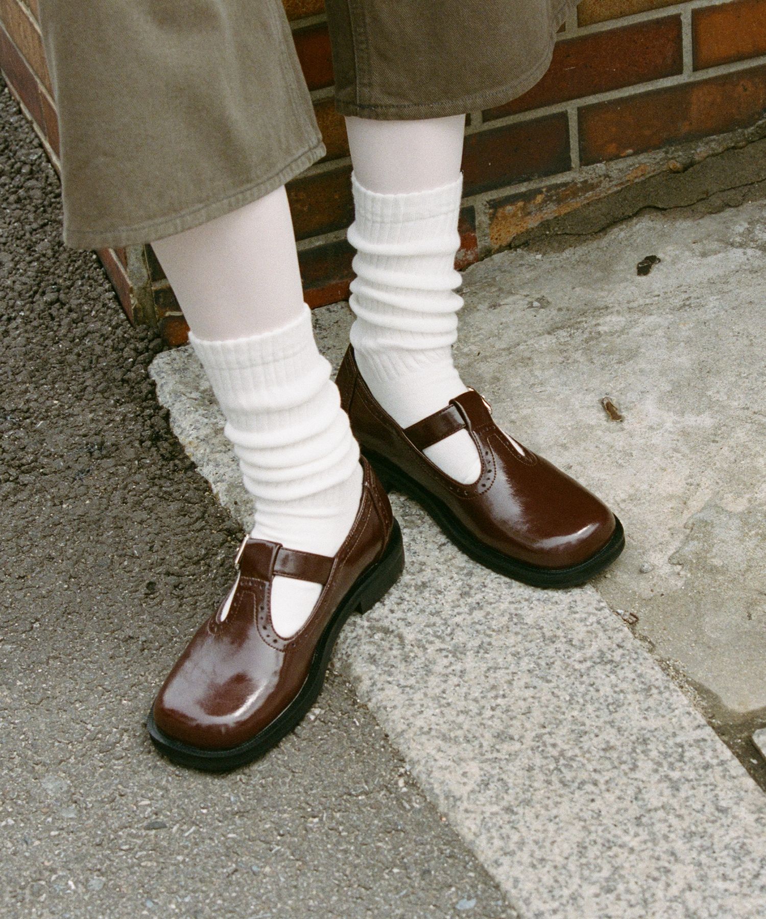スニーカー KHIHO PUNCHING MARY JANE LOAFER 2colors MUSINSA | KHIHO PUNCHING MARY JANE LOAFER / 2 COLORS