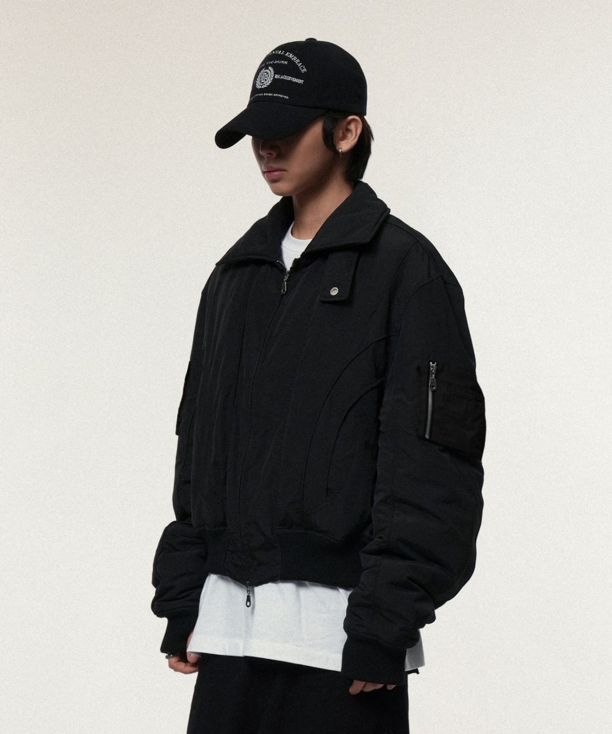 아이돈워너셀(IDWS) Solid High Neck Ma-1 Black