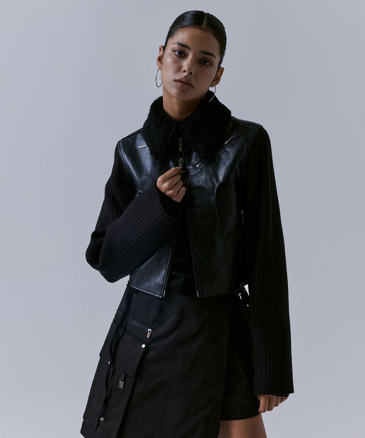 트리밍버드(TREEMINGBIRD) 2-way Collar Knit Sleeve Vintage Leather Jacket [ Black ]