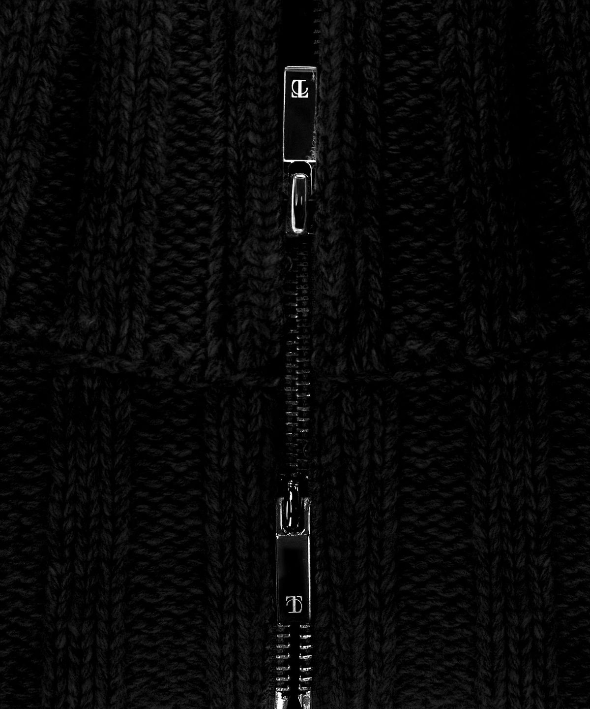 트리밍버드(TREEMINGBIRD) High-neck Bolero Knit Zip-up [ Black ]