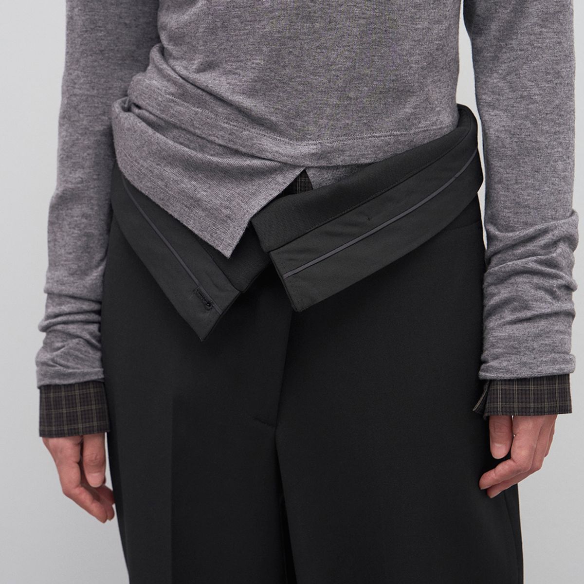 엘씨디씨티엠(LCDC™) WAIST-DETAIL TAILORED TROUSERS