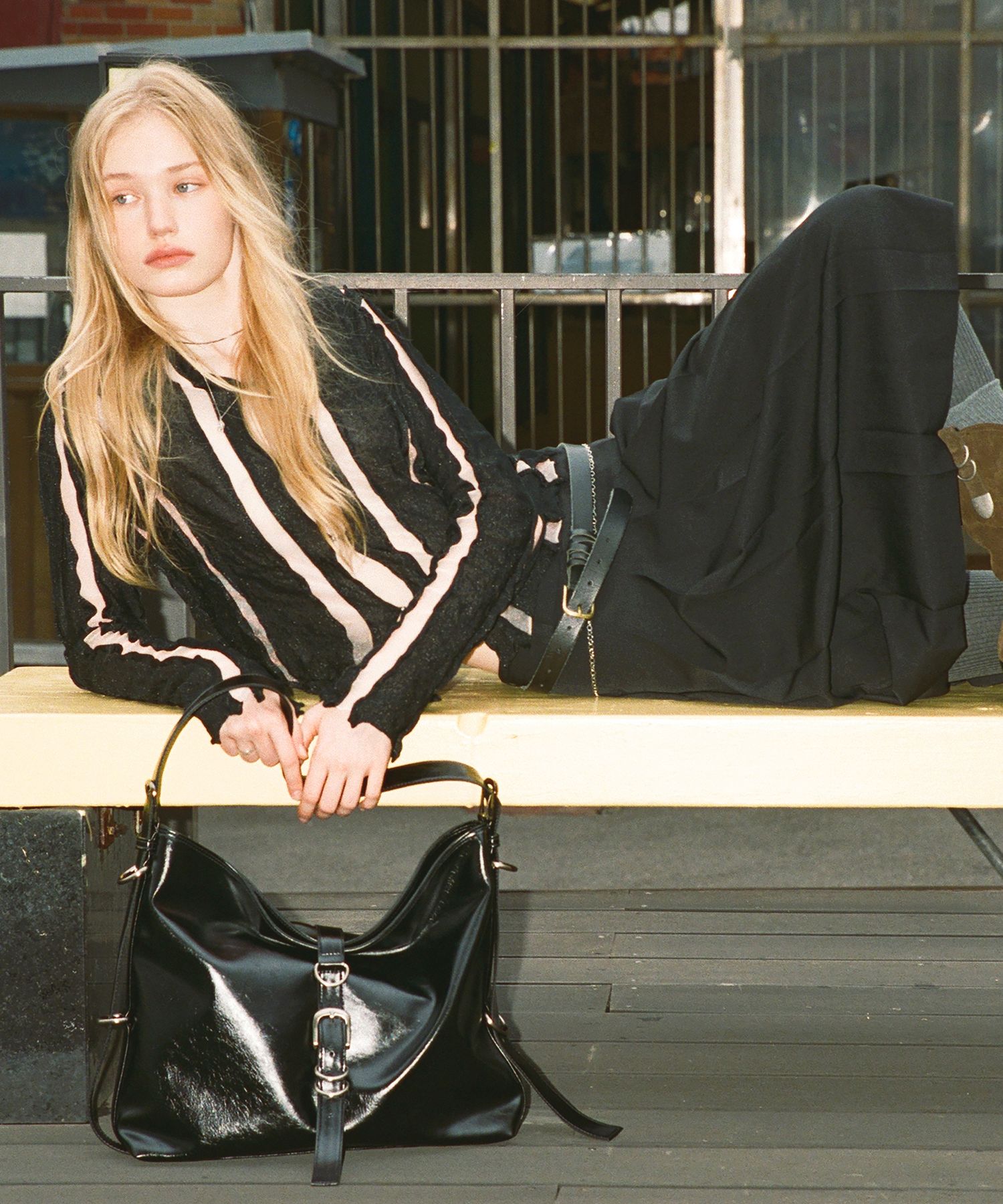 【KHIHO】DIDI BELTED BIG BAG 2-WAY 2 COLORS MUSINSA | KHIHO DIDI BELTED BIG BAG(2-WAY) / BLACK