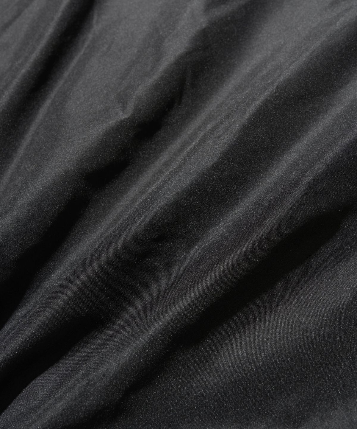 피지컬 디파트먼트(PHYSICAL DEPARTMENT) 엑티브 심리스 푸퍼 자켓 블랙