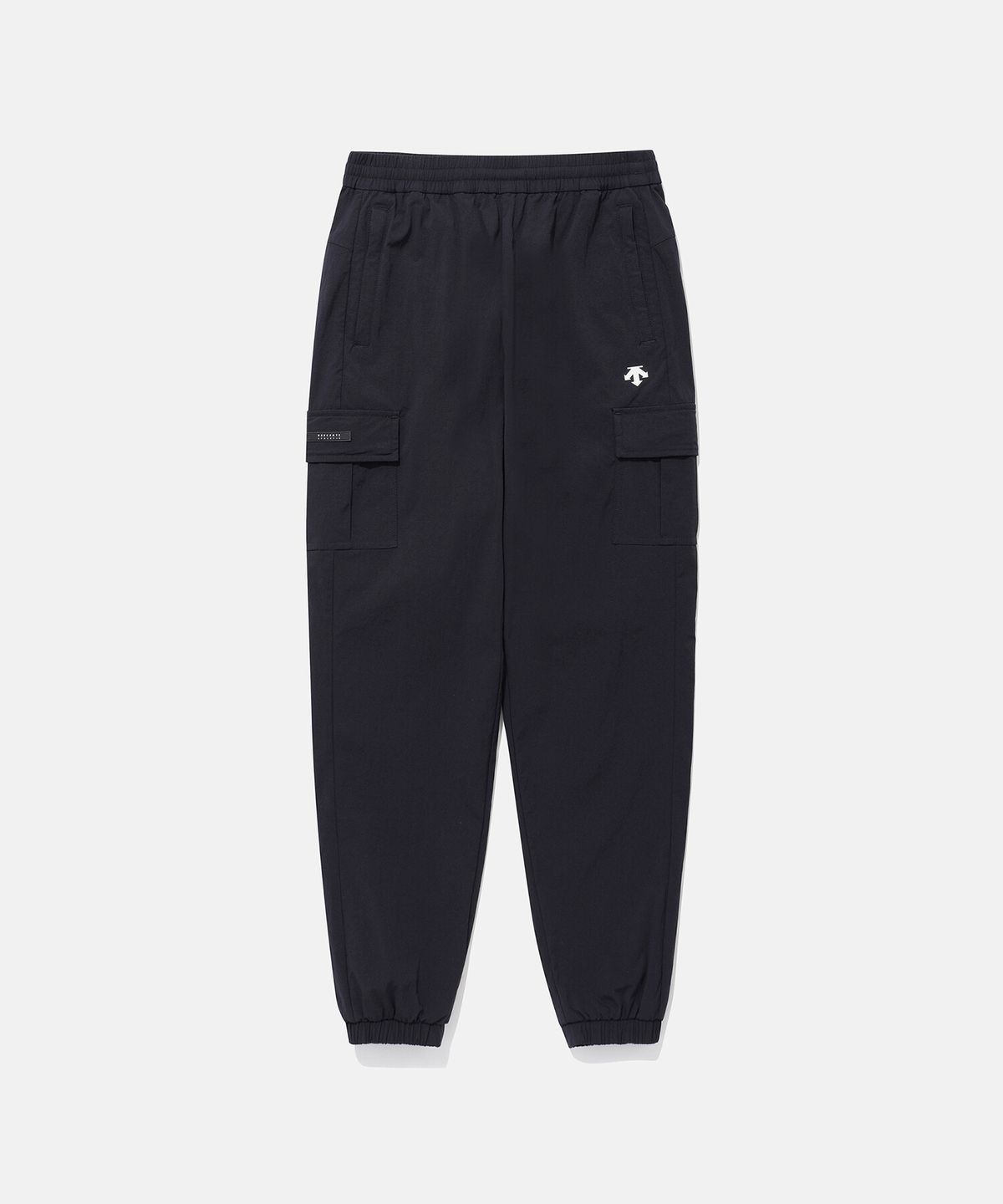 데상트(DESCENTE) 카고 우븐 웜업 팬츠 블랙(SP323UPT82)