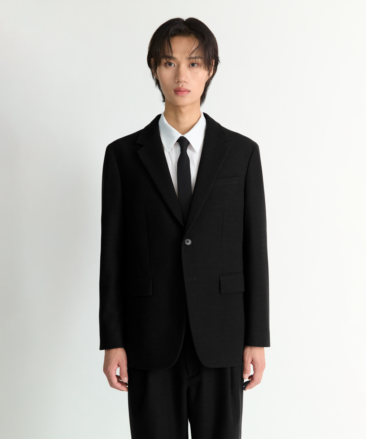 넌블랭크(NONBLANK) 세미 오버 핏 저지 블레이저_BLACK
