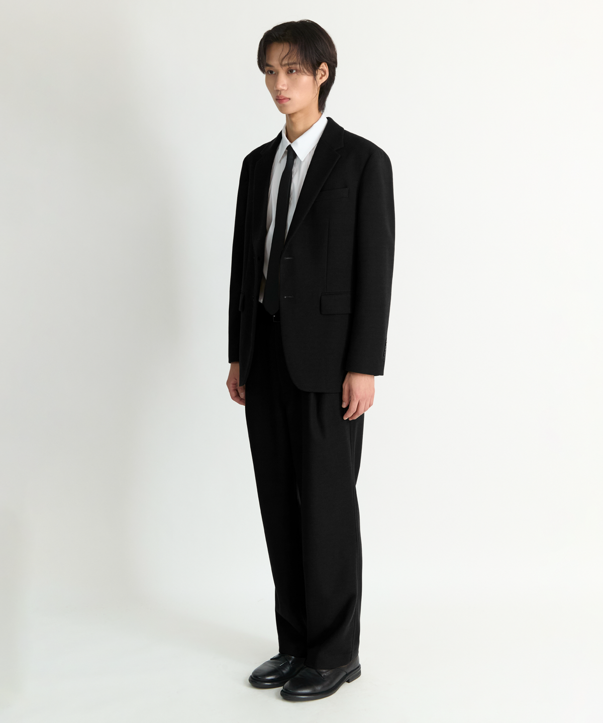넌블랭크(NONBLANK) 세미 오버 핏 저지 셋업 수트_BLACK