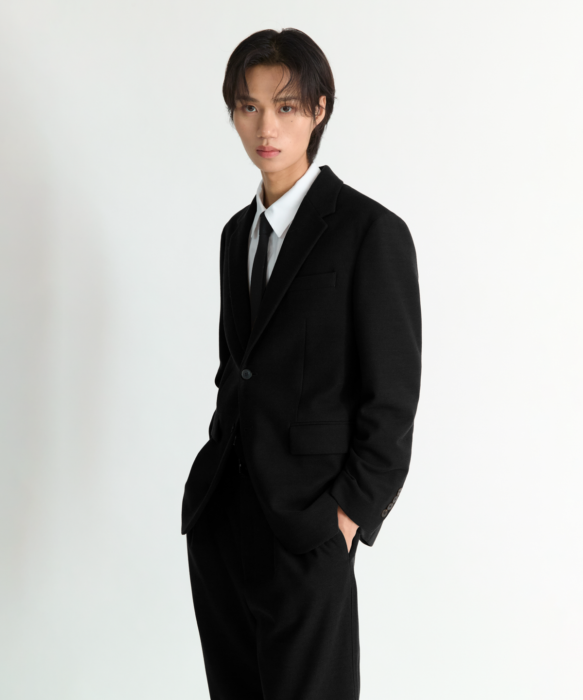 넌블랭크(NONBLANK) 세미 오버 핏 저지 셋업 수트_BLACK
