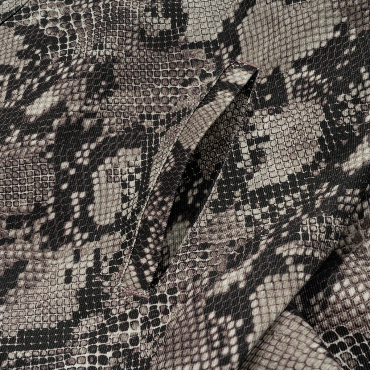 엑스트라오디너리(EXTRAORDINARY) PYTHON TRUCKER JACKET GRAY