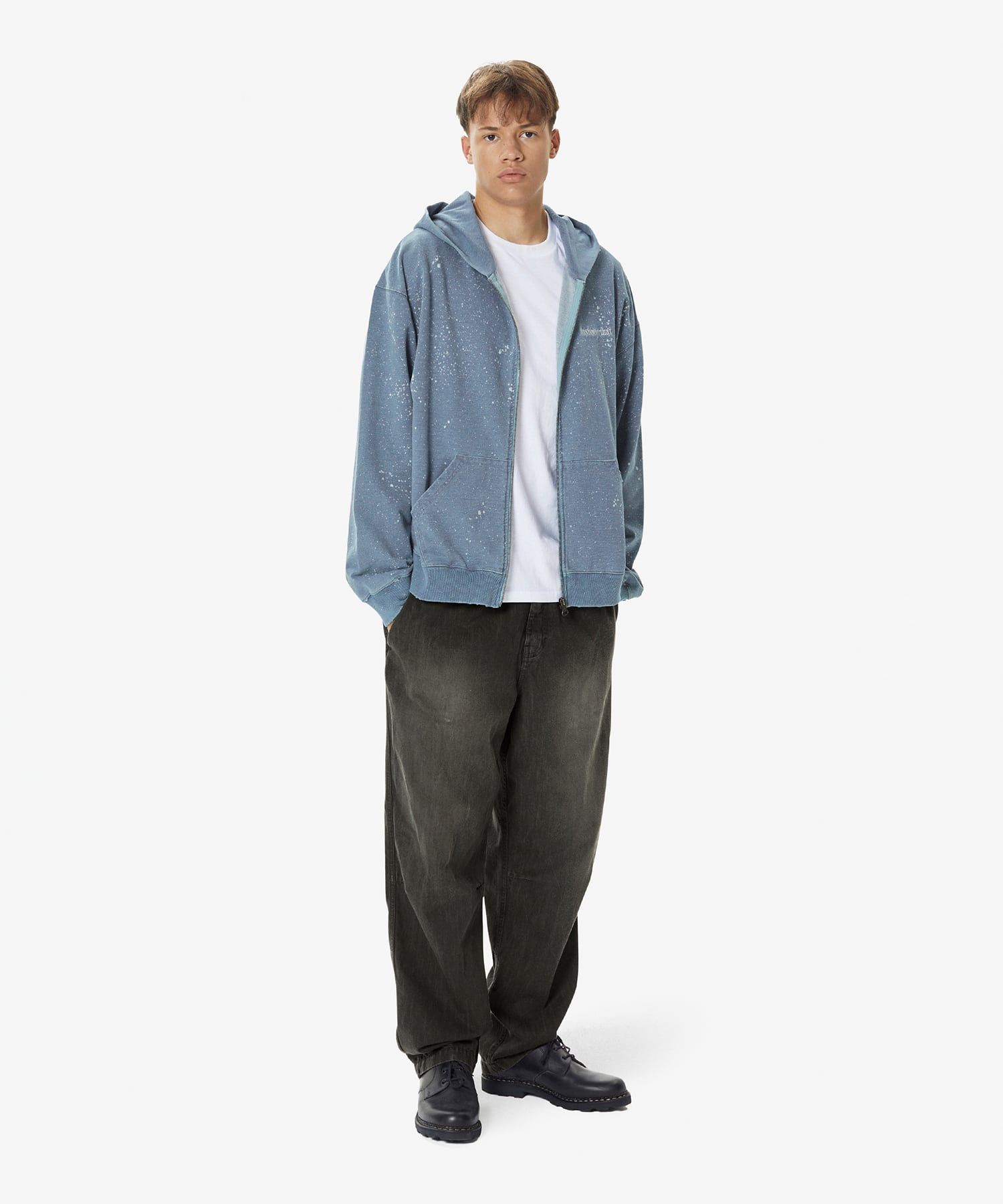 MUSINSA | thisisneverthat® Indigo Dyed Zip Up Hoodie Washed Blue