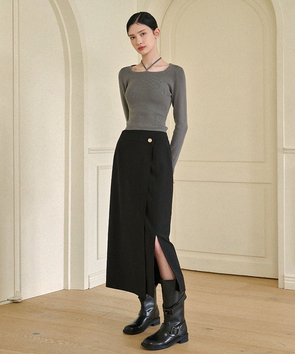 미케네(MICANE) 브론즈 랩 버튼 롱 스커트