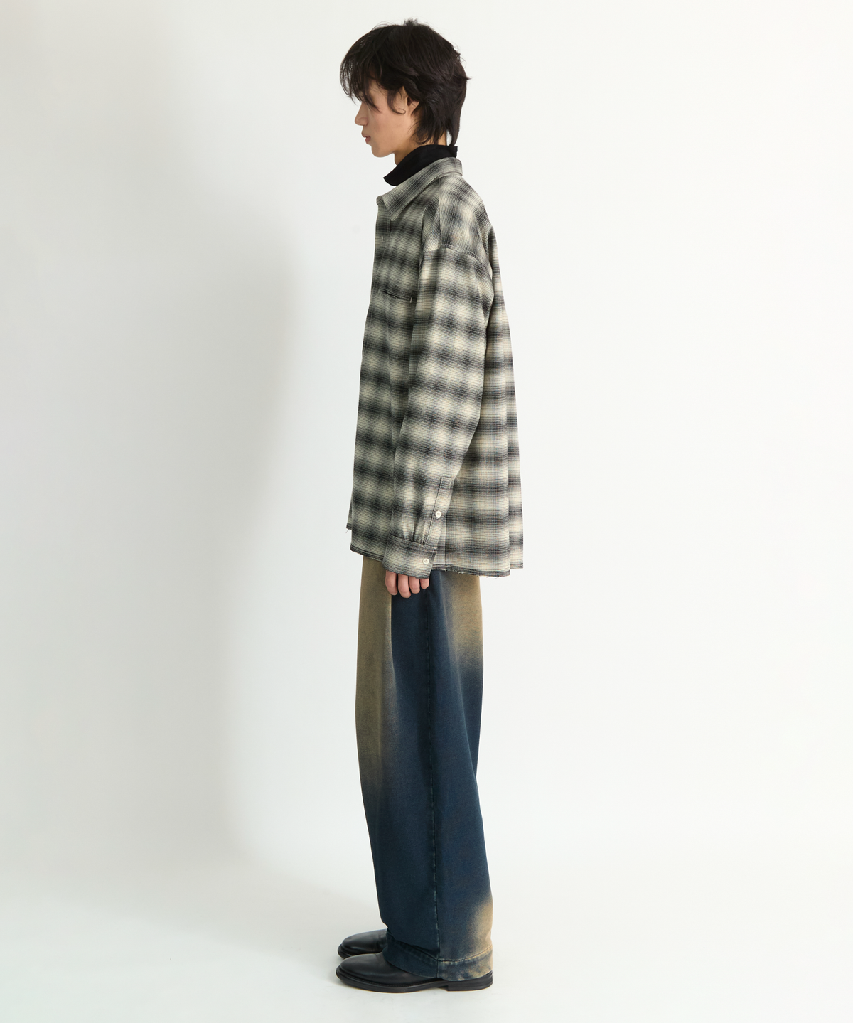 넌블랭크(NONBLANK) 데님 스웨트 팬츠_INDIGO