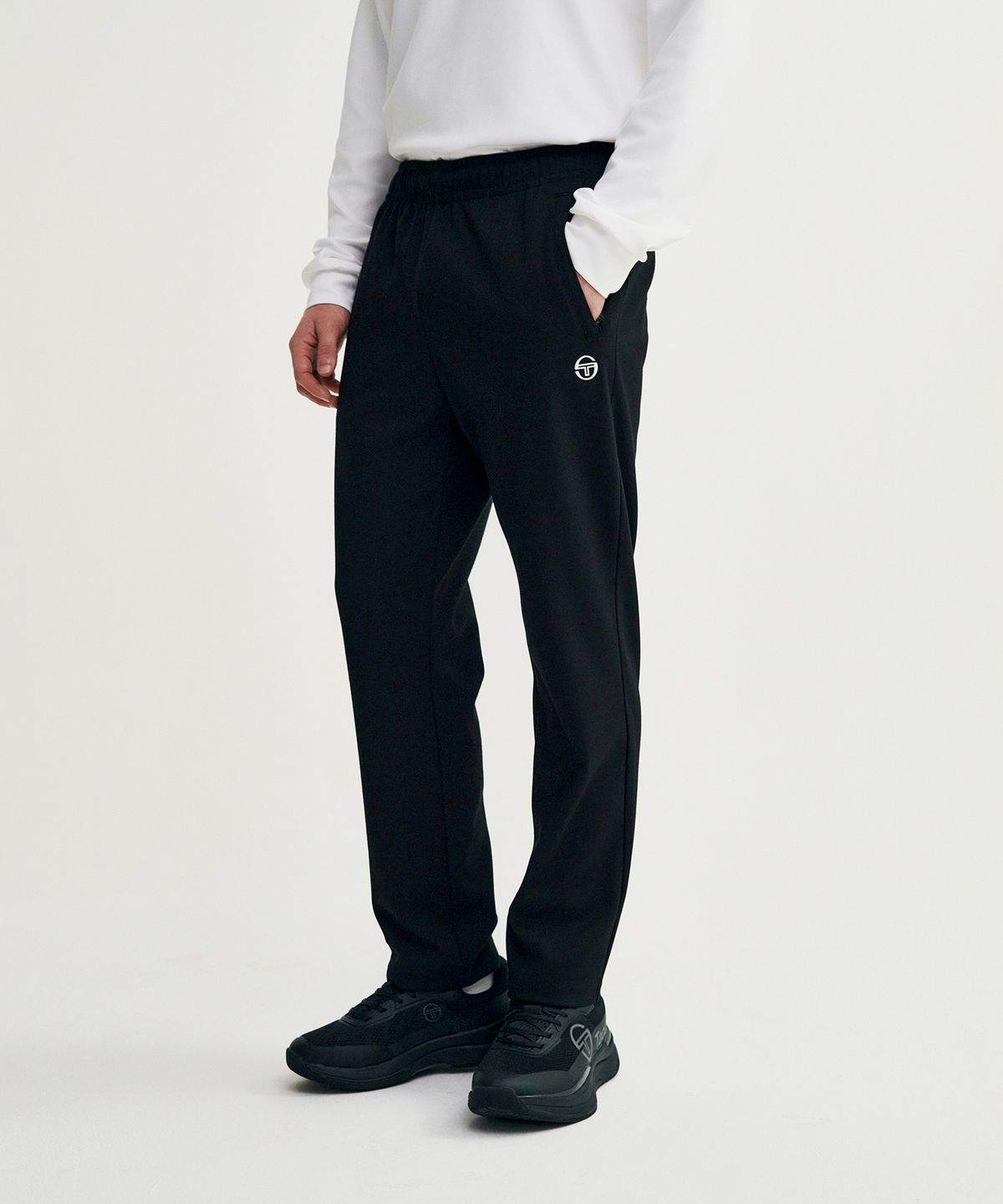 세르지오 타키니(SERGIO TACCHINI) M 에센셜 오라이언 슬림 스트레이트 팬츠 (Black)