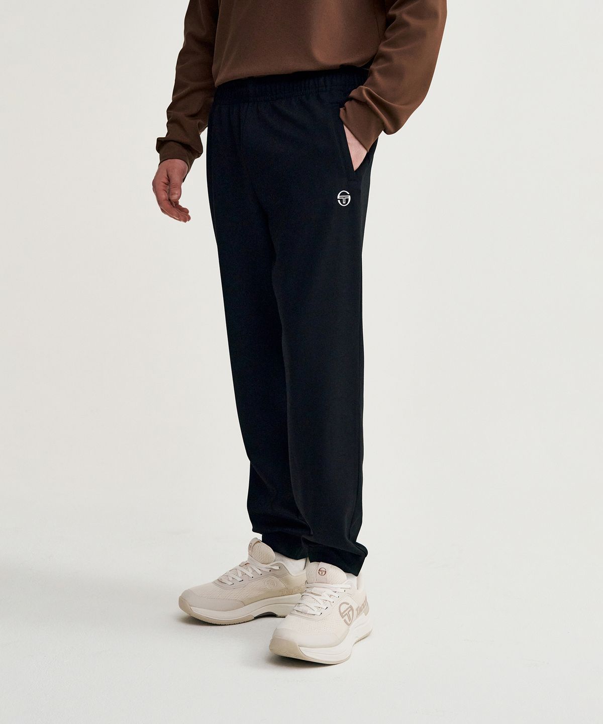 세르지오 타키니(SERGIO TACCHINI) M 에센셜 오라이언 스포티 조거 팬츠 (Black)