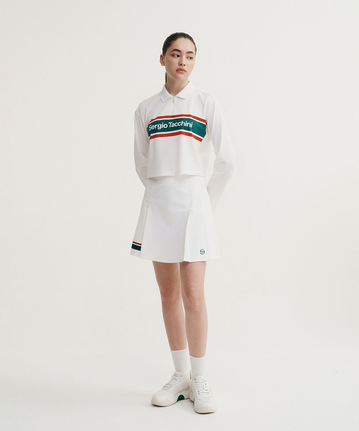 세르지오 타키니(SERGIO TACCHINI) W 플래그 우븐 중기장 플리츠 스커트 (White)