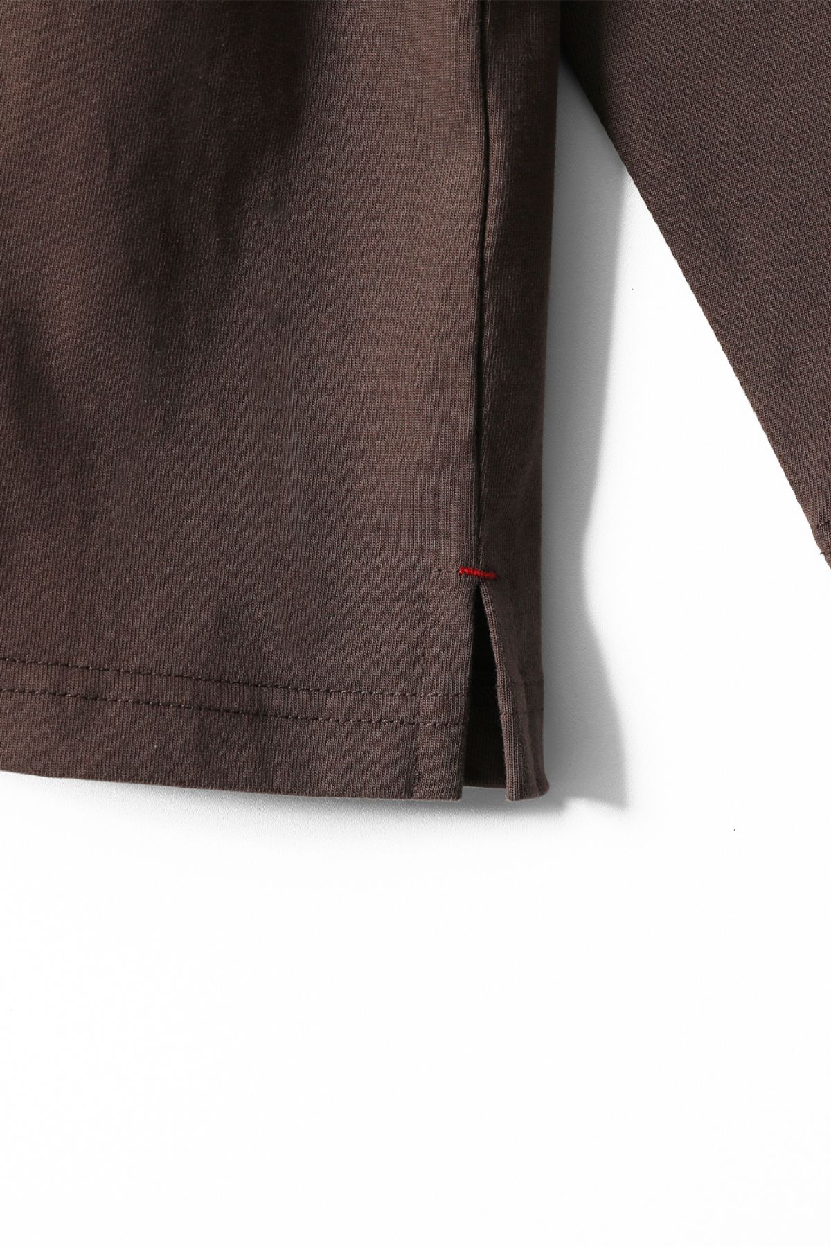 홀리선(HORLISUN) Lawrence Long Sleeve T-shirt Brown