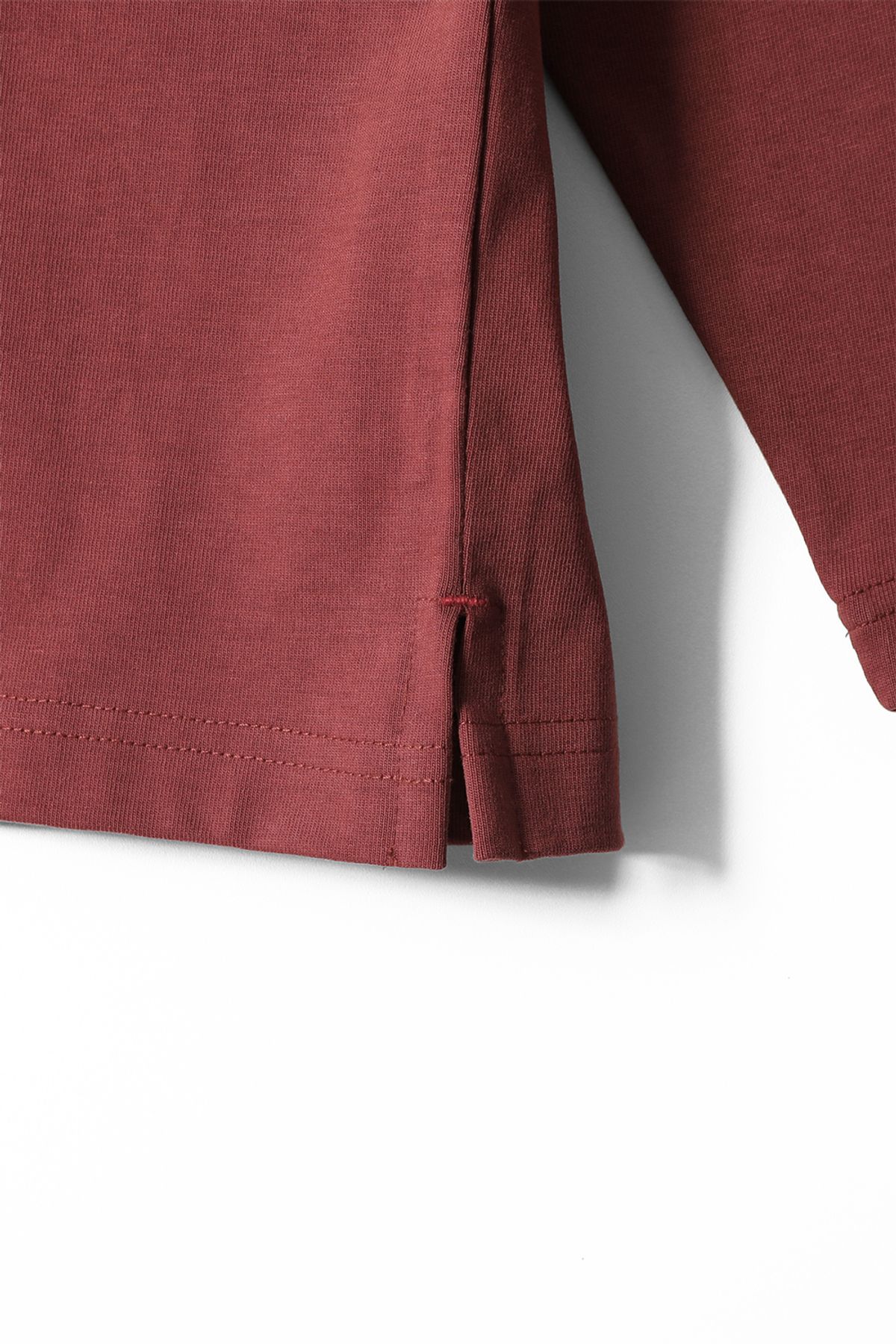 홀리선(HORLISUN) Lawrence Long Sleeve T-shirt Brick