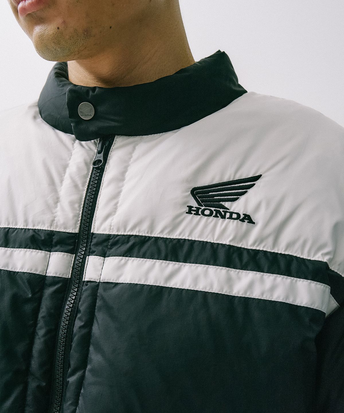 핍스 모터사이클(PHYPS MOTORCYCLE) Honda Wing logo Short Puffer_Black