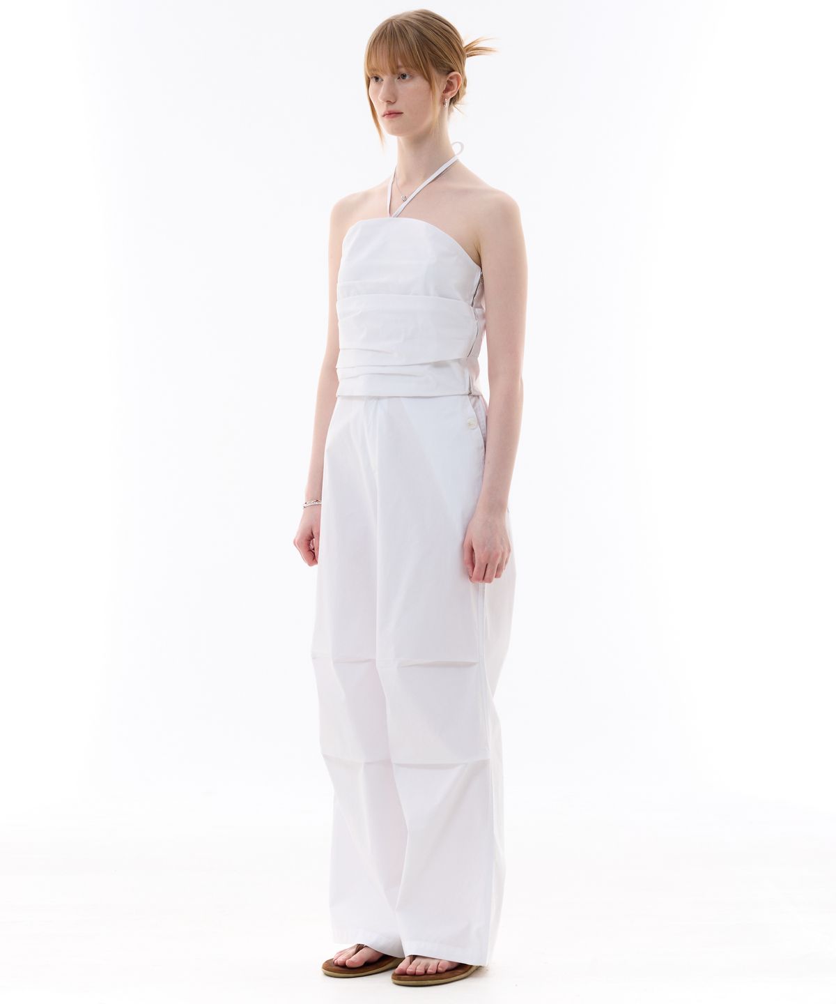 아리킴(ARIKIM) MELLIFLUOUS STRING TUBE TOP / WHITE