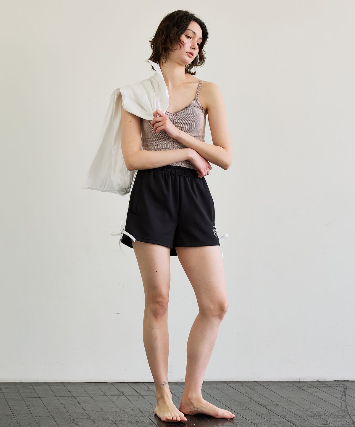 아리킴(ARIKIM) ALLURE BUSTIER SLEEVELESS / RED