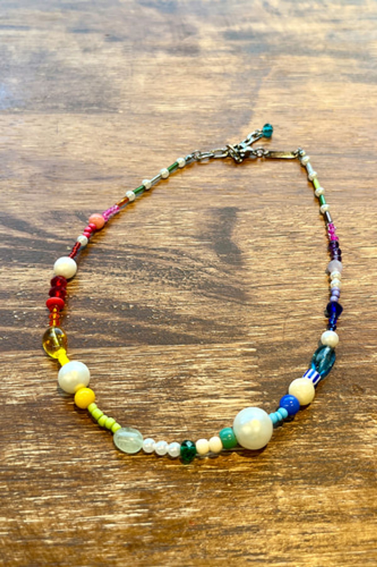 모드곤(MODGONE) 키치 레인보우 비즈 목걸이 Kitsch Rainbow Necklace