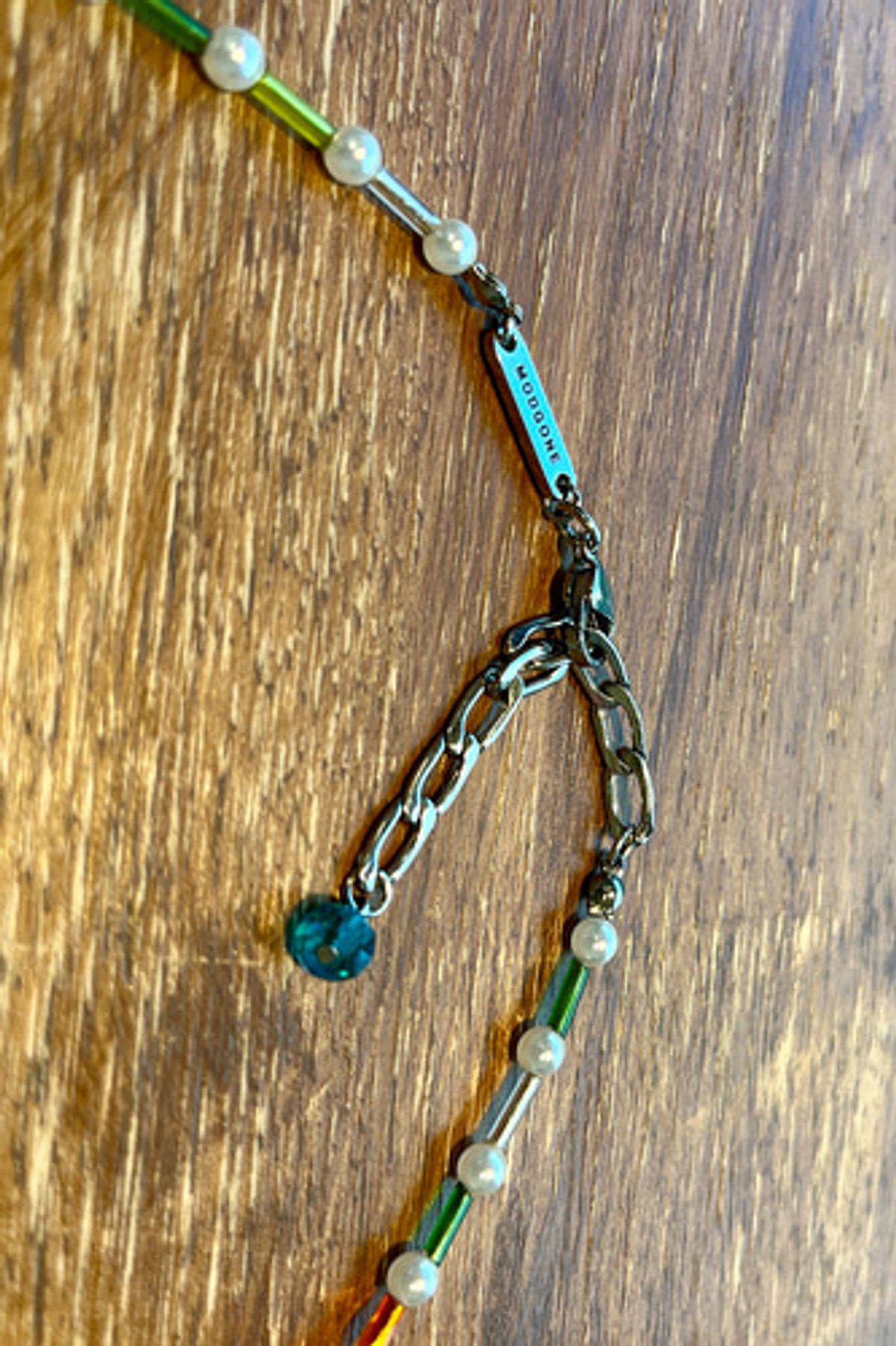 모드곤(MODGONE) 키치 레인보우 비즈 목걸이 Kitsch Rainbow Necklace