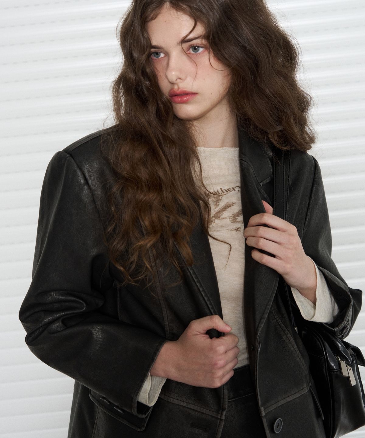 레더리(LEATHERY) 워시드 레더 블레이저 [WASHED BLACK]
