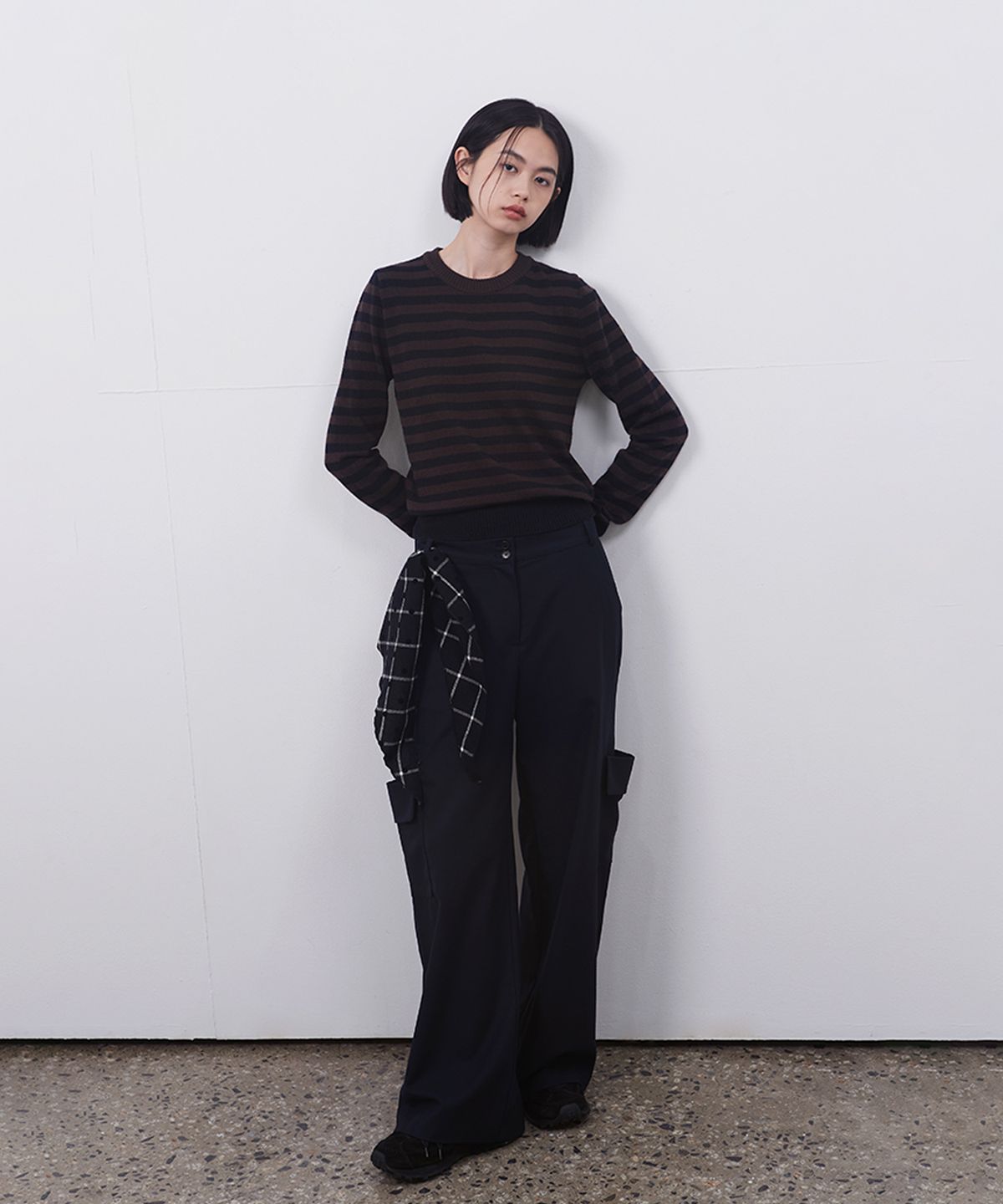 오헤시오(OHESHIO) WIDE POCKET SLACKS, DARK NAVY