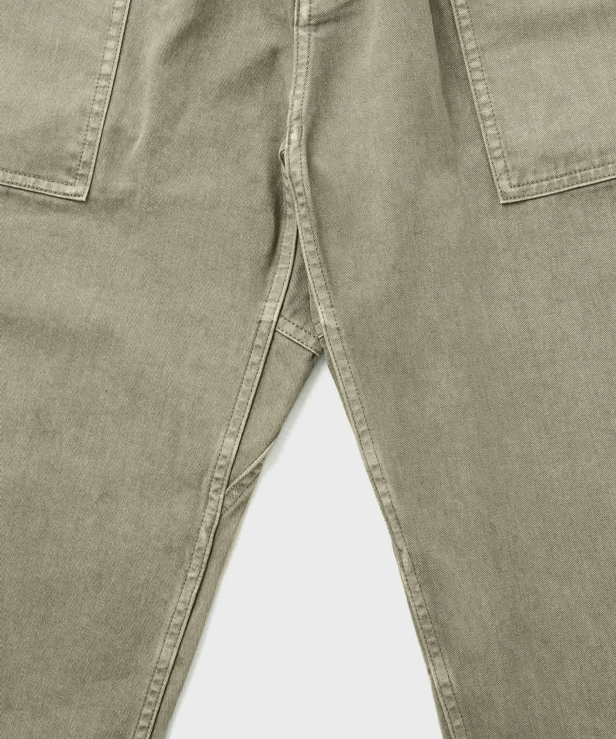 그라미치(GRAMICCI) 루즈테이퍼드 릿지 팬츠 Pigment Sage Green