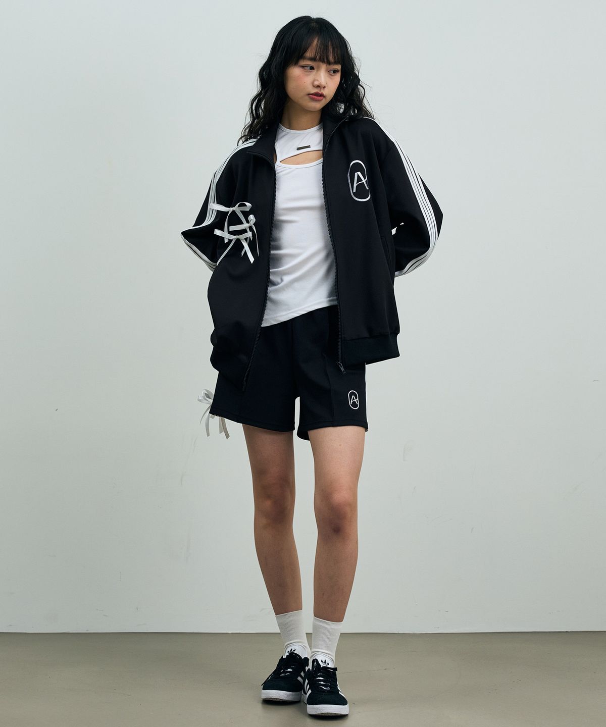 아리킴(ARIKIM) RIBBON JERSEY TRACK SHORTS PANTS / BLACK