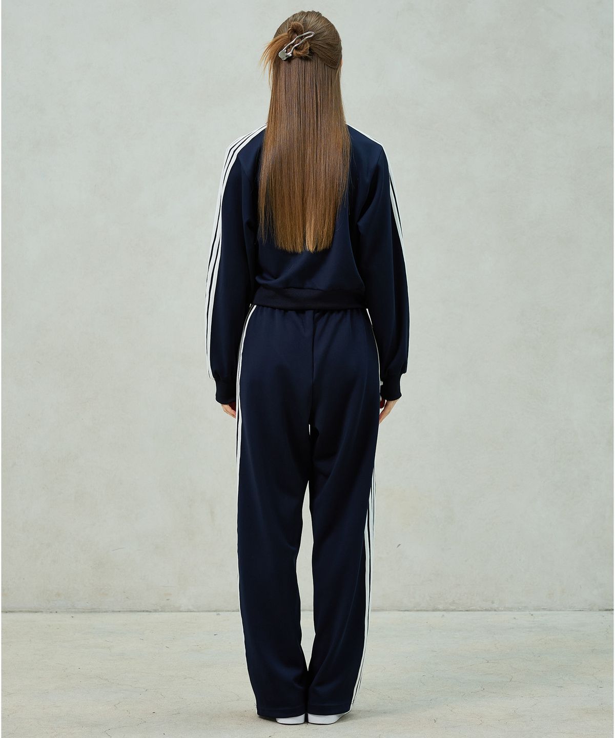 아리킴(ARIKIM) RIBBON JERSEY TRACK TOP / NAVY