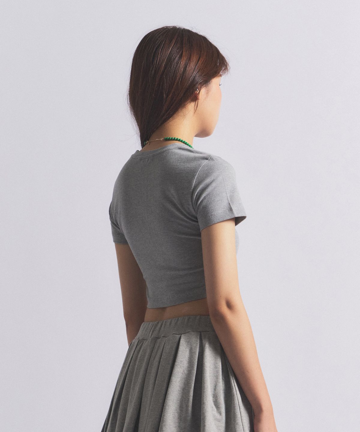 닐라이즈(NEALIZE) Logo Cropped Short Sleeve T-shirt Gray