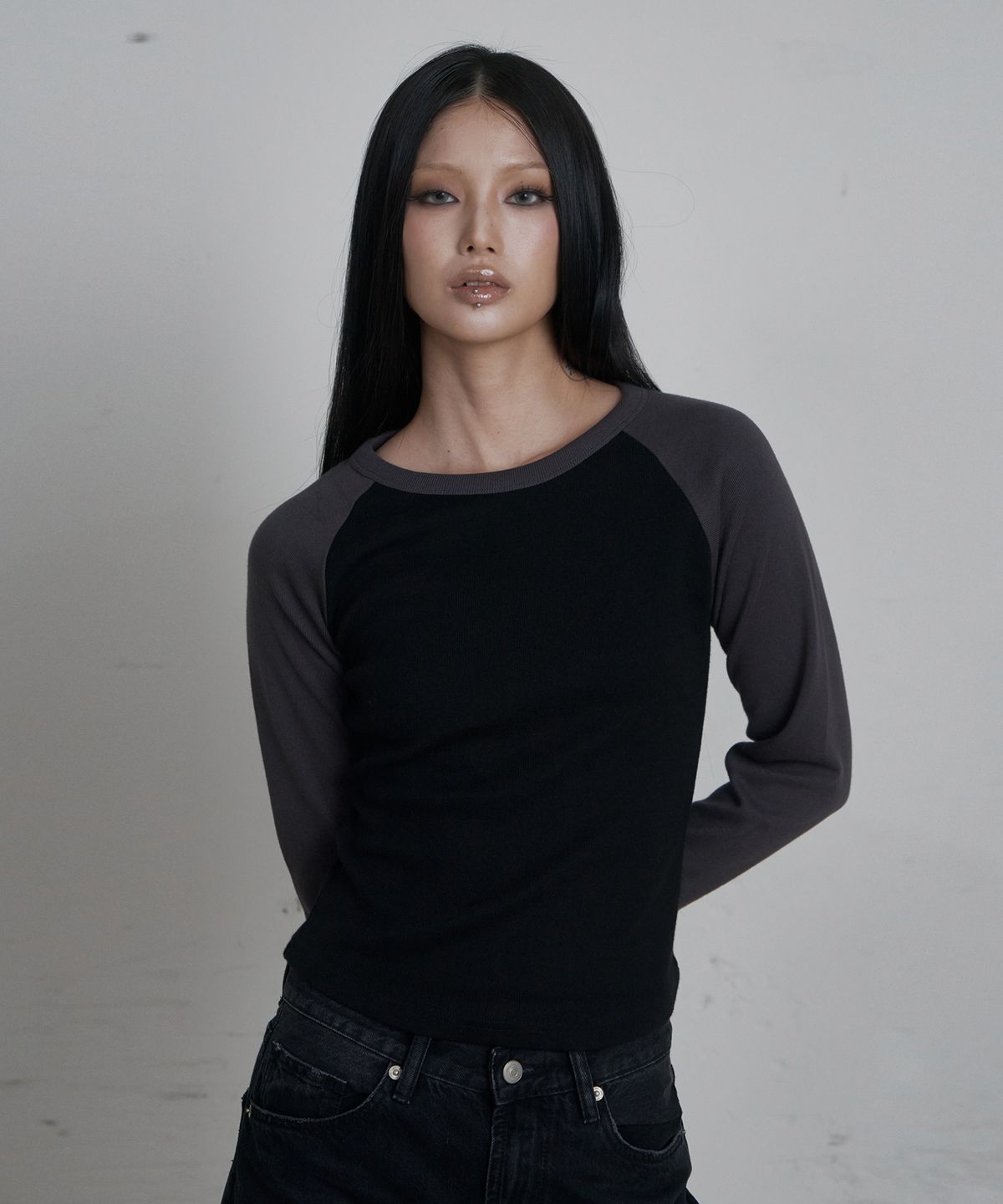 큐리티(CURETTY) C RAGLAN LONG SLEEVE T-SHIRT_BLACK