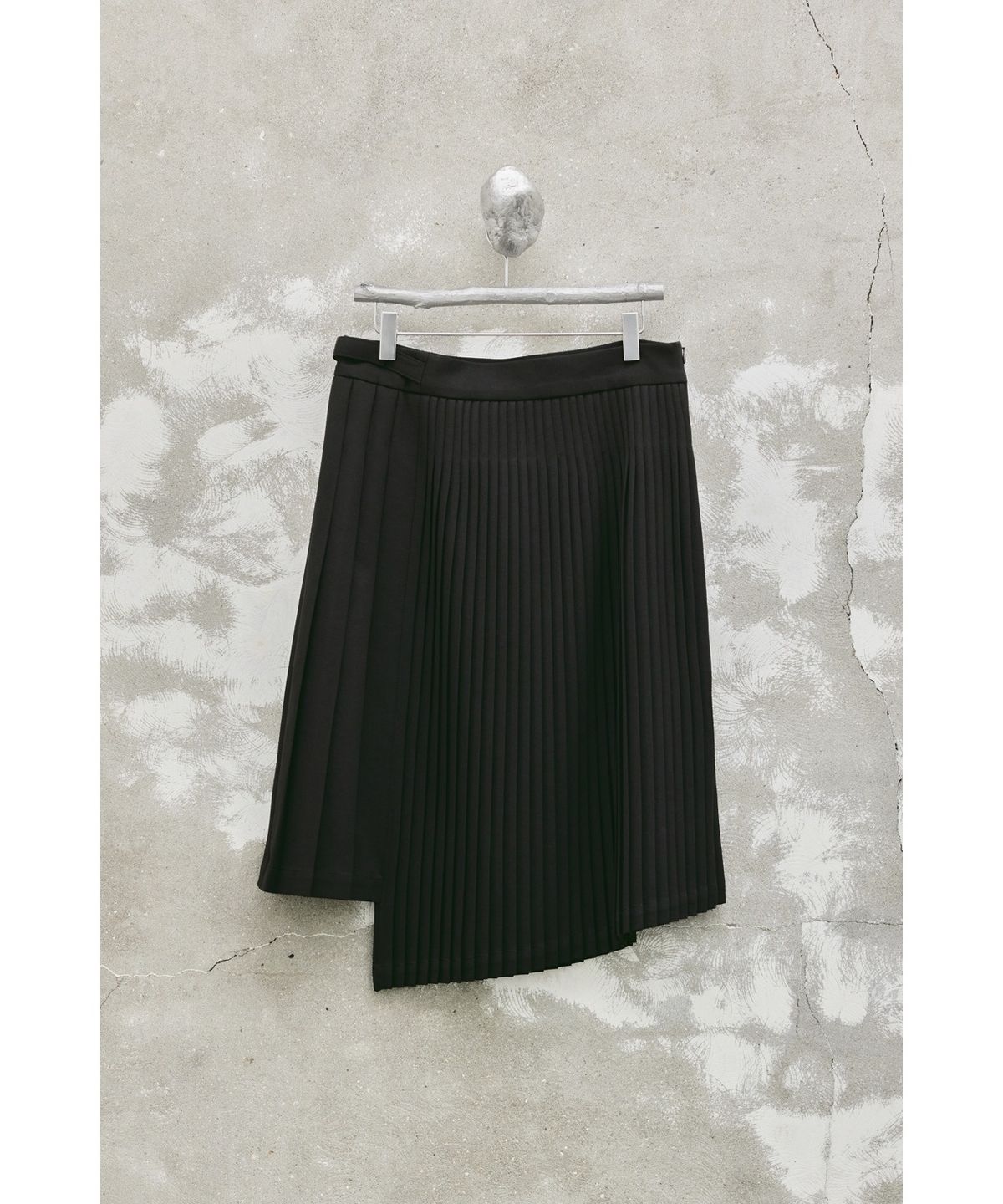 유스(YOUTH) Asymmetric Pleated Midi Skirt - Brown