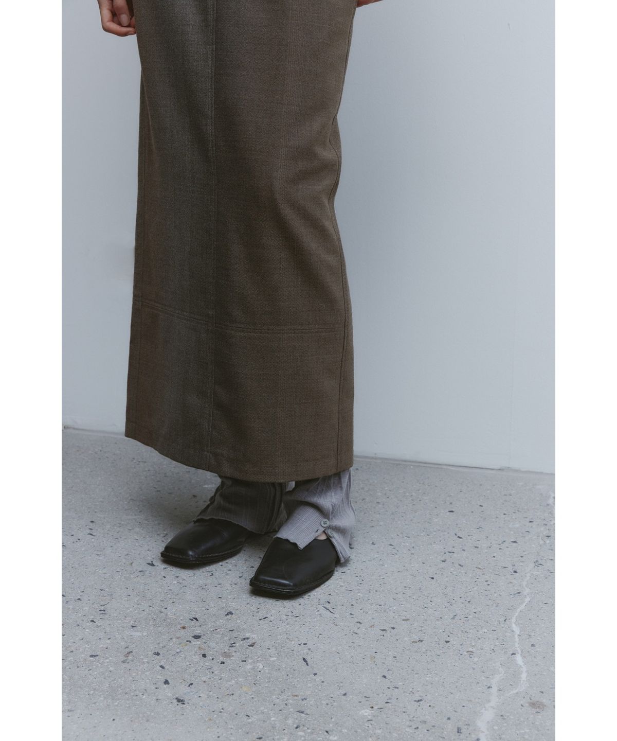 유스(YOUTH) Maxi Skirt - Brown