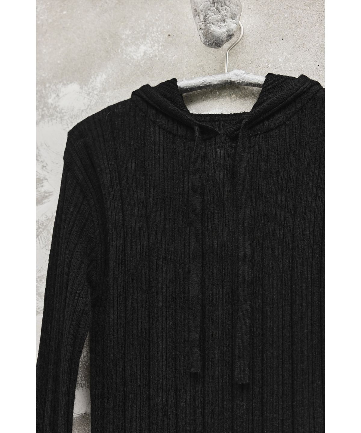 유스(YOUTH) Hooded Knit Top - Black