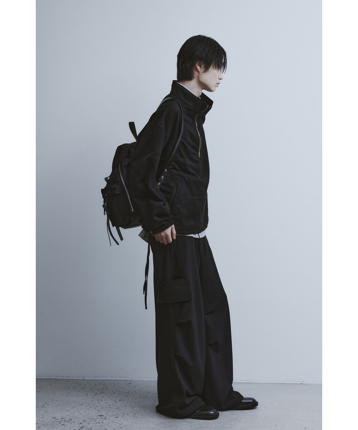 유스(YOUTH) Strap Wide Cargo Pants - Black Stripe