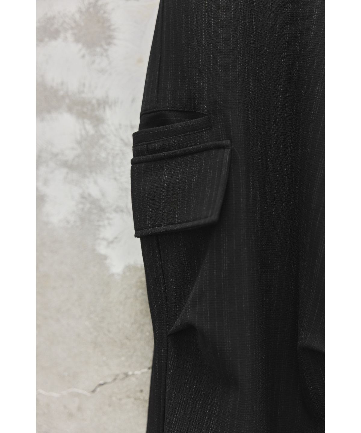 유스(YOUTH) Strap Wide Cargo Pants - Black Stripe