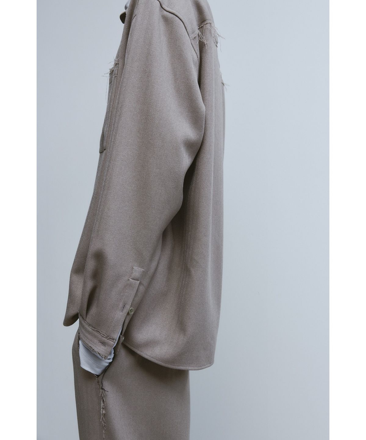 유스(YOUTH) Cut-off Loosed Shirt - Beige Herringborn
