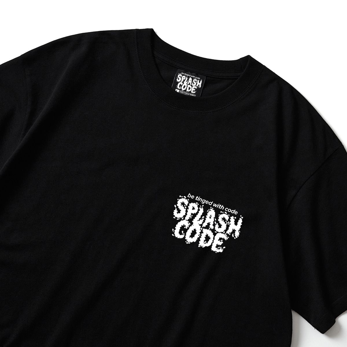 스플래시코드(SPLASHCODE) 반팔 티셔츠 블랙 - 쥬시 스플래시(Juicy Splash)