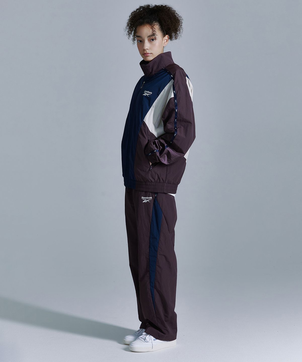 리복(REEBOK) 라이벌 웜업 팬츠 - 버건디